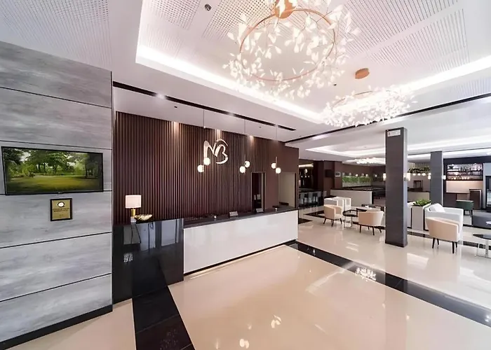 Mallberry Suites Business Hotel